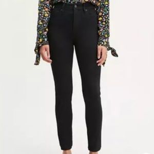 Levi’s 711 High Waisted Jeans